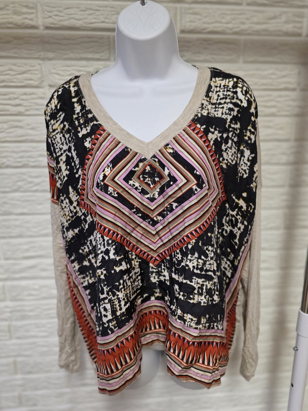 CAbi Black and Cream Long Sleeve V-Neck Printed Top